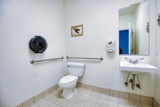 5100 Lake Rd, Wildwood, NJ for lease Interior Photo- Image 2 of 11