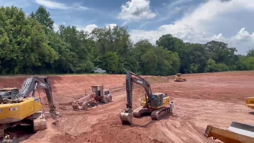 2515 Statesville Rd, North Wilkesboro, NC for sale - Commercial Listing Video - Image 3 of 4