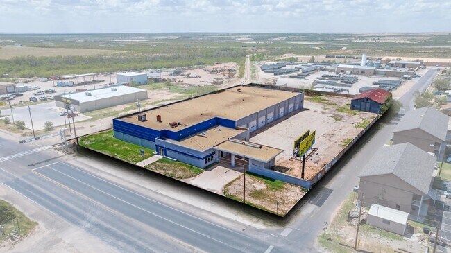 Plus de détails pour 3418 W Highway 80, Big Spring, TX - Industriel à louer