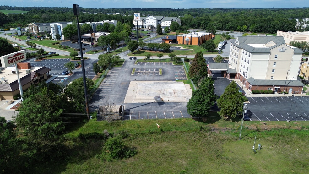 112 Interstate Blvd, Anderson, SC for sale - Building Photo - Image 3 of 10