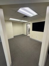 376 E 400 S, Salt Lake City, UT for lease Interior Photo- Image 2 of 7