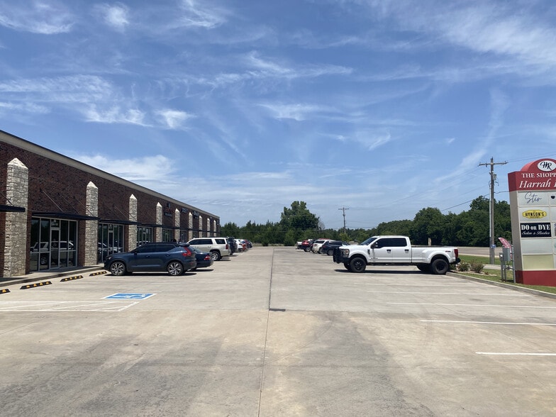 251 S Harrah Rd, Harrah, OK à louer - Photo du bâtiment - Image 3 de 6