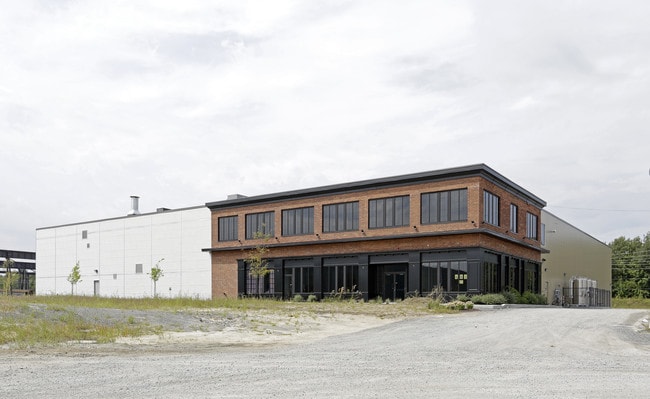 More details for 901 Rue Des Forges, Terrebonne, QC - Industrial for Lease