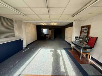 More details for 175 Ford Green Rd, Stoke On Trent - Retail for Lease