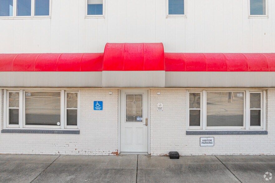 310 Union St, Russiaville, IN à vendre - Photo du bâtiment - Image 2 de 6