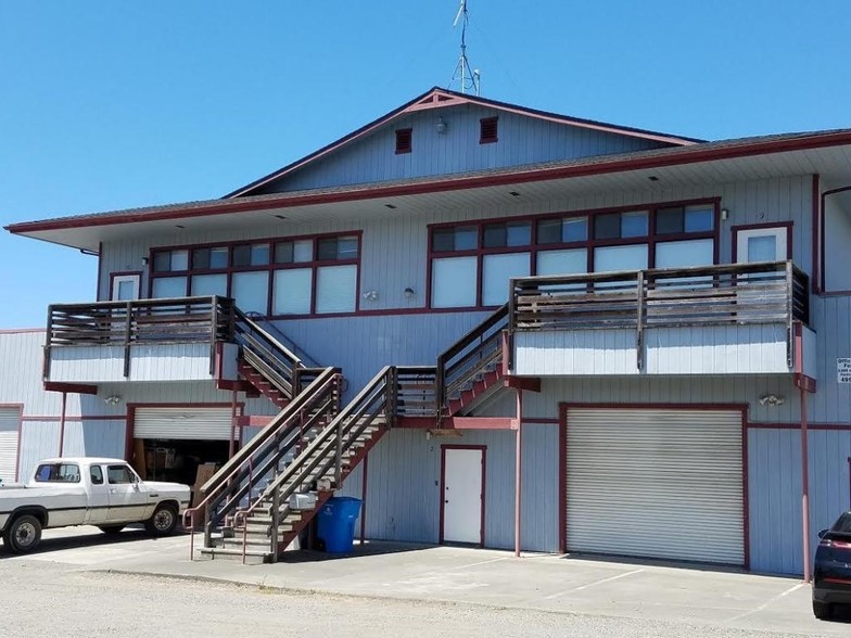 2030 1st St, Eureka, CA for lease - Primary Photo - Image 1 of 7