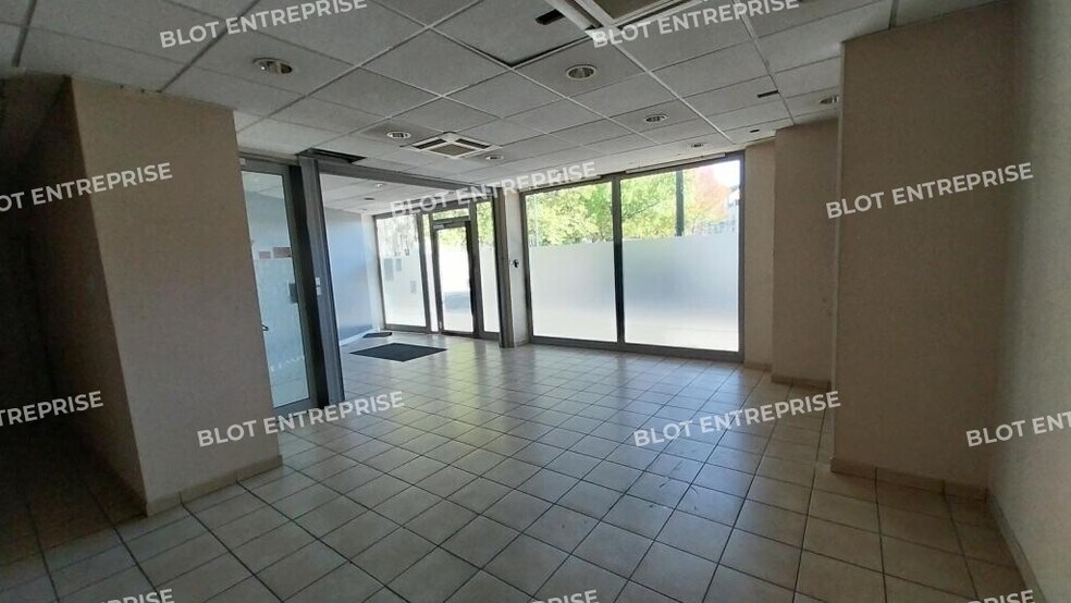 1 Place De La République, Nantes à vendre - Photo du bâtiment - Image 2 de 11