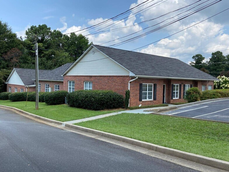 3185 Cherokee St, Kennesaw, GA à louer - Photo du bâtiment - Image 3 de 5