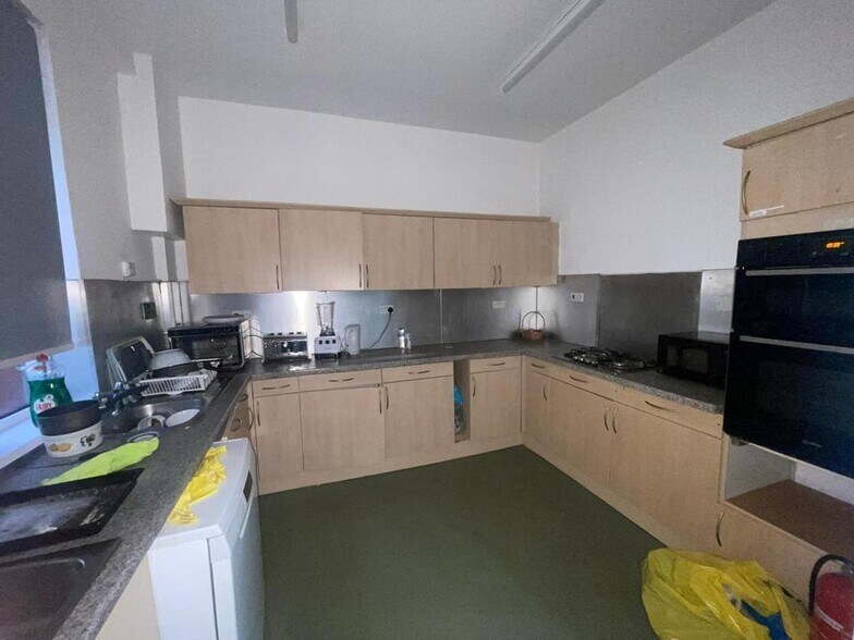 432 Birmingham Rd, Bromsgrove à louer - Photo du bâtiment - Image 3 de 54