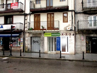 Plus de détails pour Multi-résidentiel à vendre