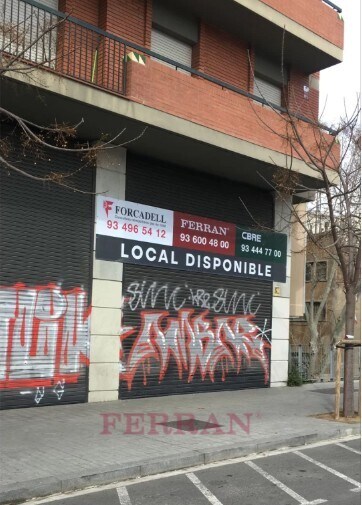 Immeuble residentiel dans Barcelone, Barcelona à vendre - Photo du bâtiment - Image 2 de 3
