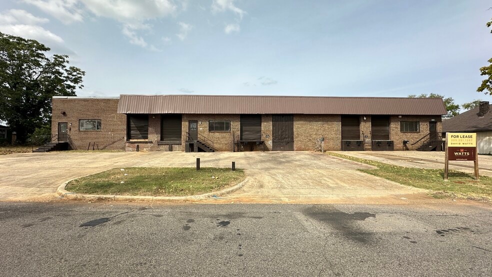 816-824 2nd Ct W, Birmingham, AL for lease - Building Photo - Image 1 of 16