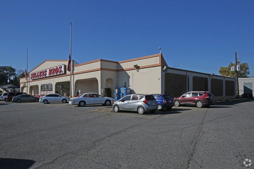 8011 Elvera St, Houston, TX for sale - Building Photo - Image 2 of 2