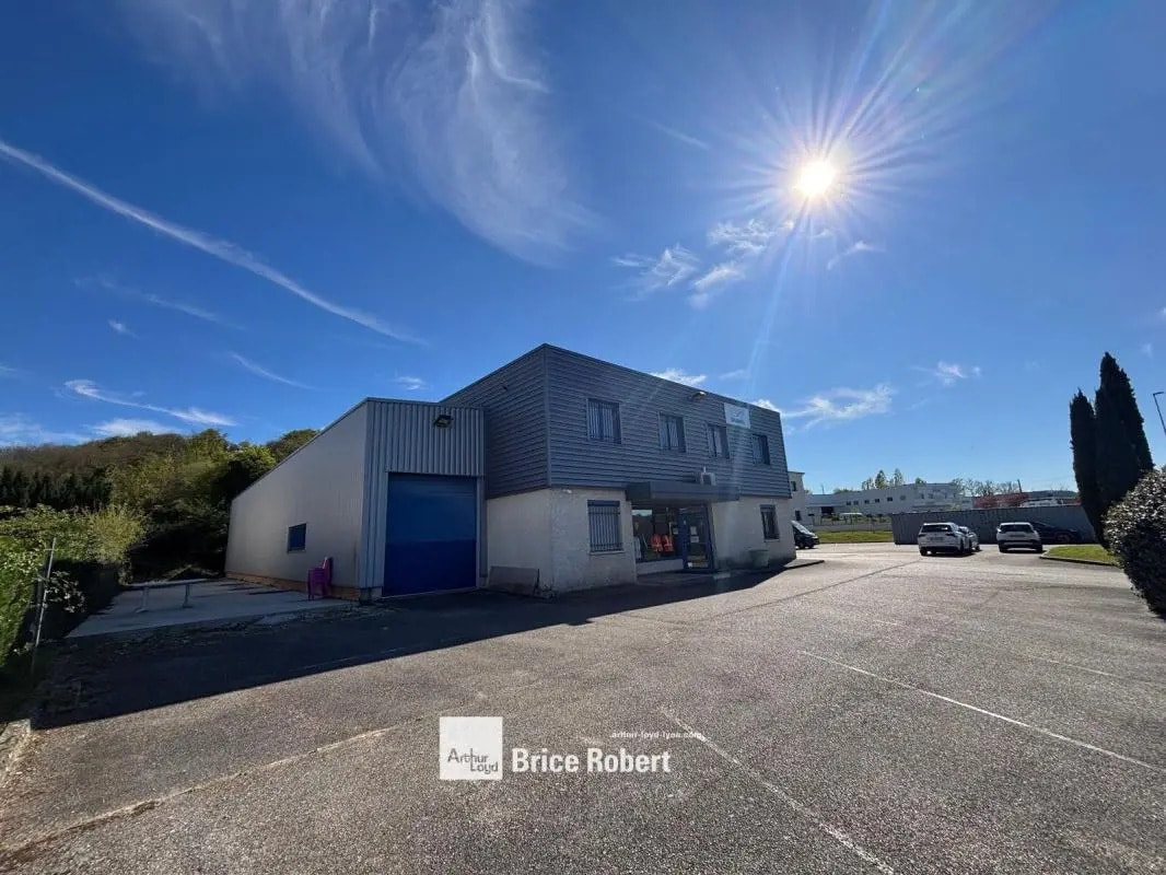 13 Rue De La Pierre Millière, Saint-Quentin-Fallavier for sale Building Photo- Image 1 of 8