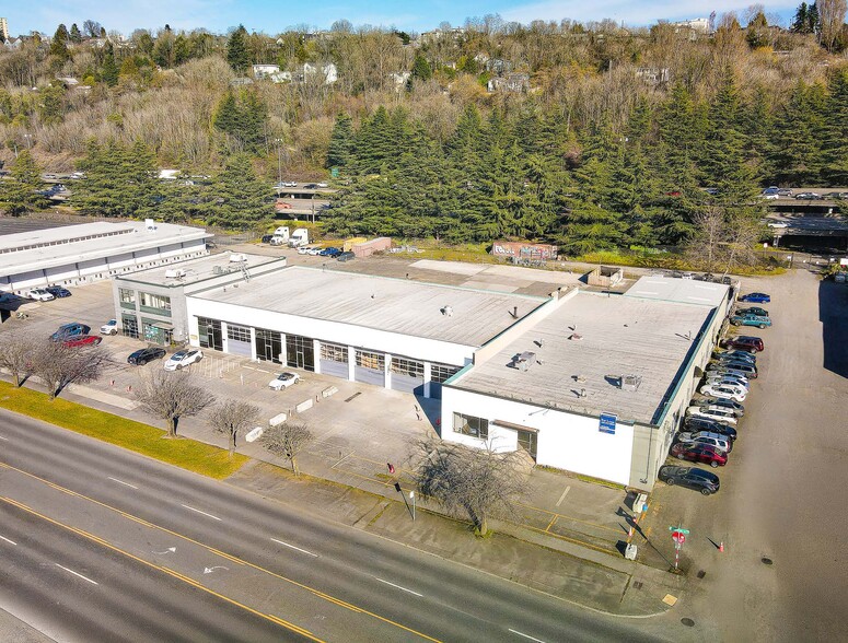 2418 Airport Way S, Seattle, WA à louer - Photo du bâtiment - Image 1 de 6