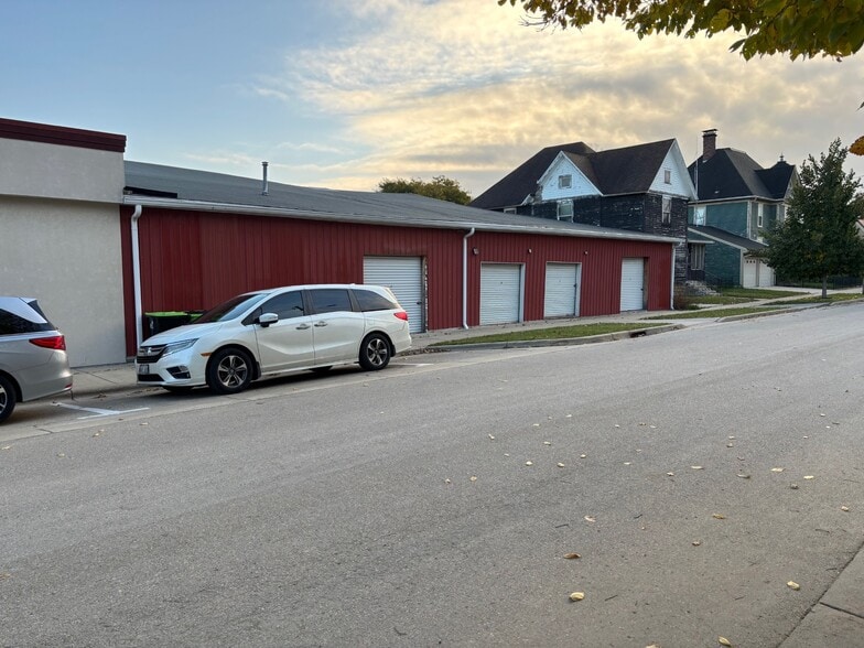 300 N Dickason Blvd, Columbus, WI for sale - Building Photo - Image 2 of 8