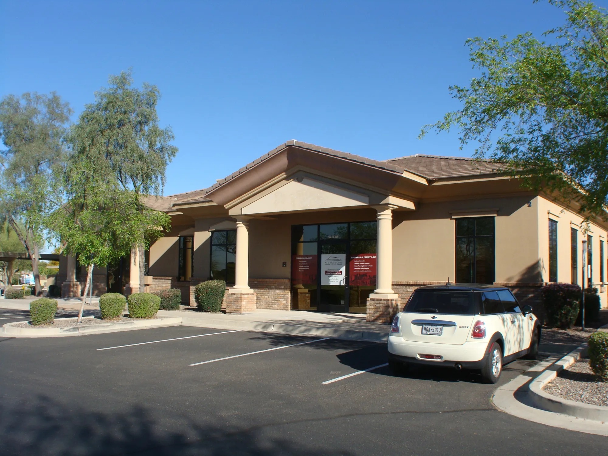 1635 N Greenfield Rd, Mesa, AZ à louer Photo du bâtiment- Image 1 de 11