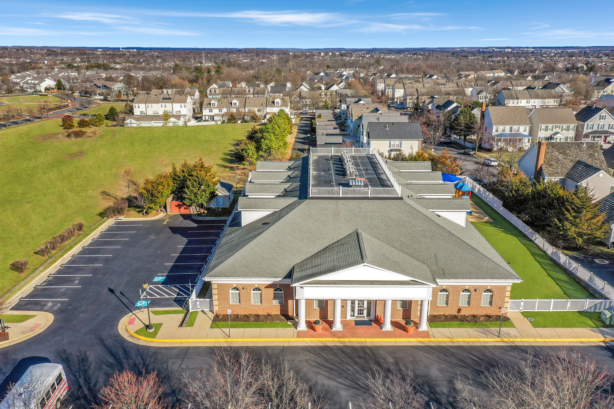 42885 Orchard Oriole Dr, Ashburn, VA for sale Building Photo- Image 1 of 42