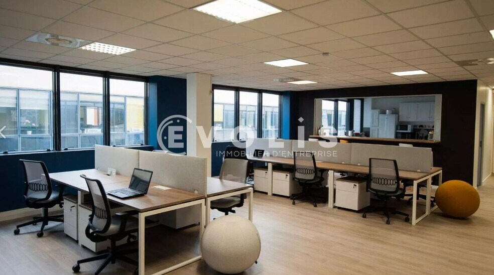 Bureau dans Vanves à louer - Photo intérieure - Image 1 de 7