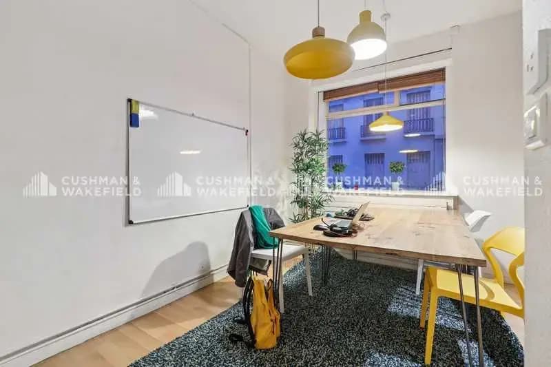 10 Rue Rémy Dumoncel, Paris for lease Interior Photo- Image 1 of 11