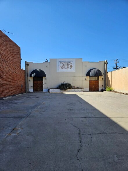 714 W Wilson Ave, Glendale, CA à louer - Photo du bâtiment - Image 3 de 5