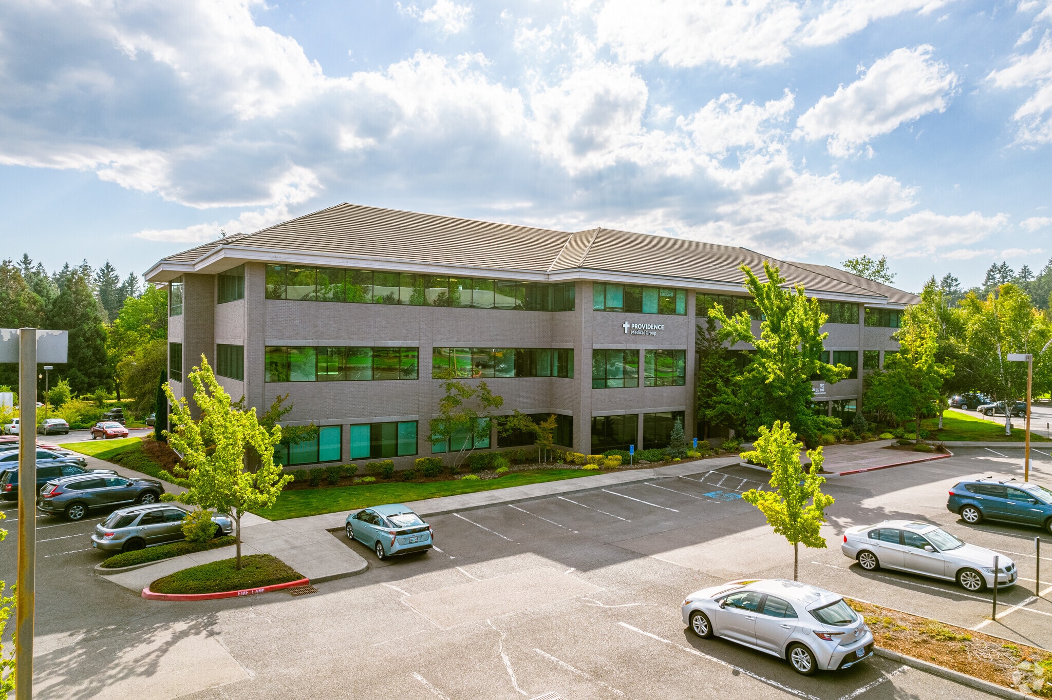 4004 Kruse Way Pl, Lake Oswego, OR for lease Building Photo- Image 1 of 5