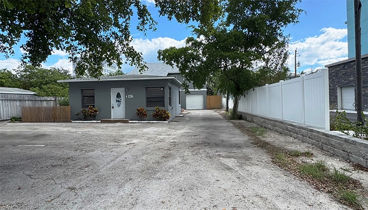 126 NE 19th Ave, Pompano Beach, FL for sale - Building Photo - Image 1 of 29