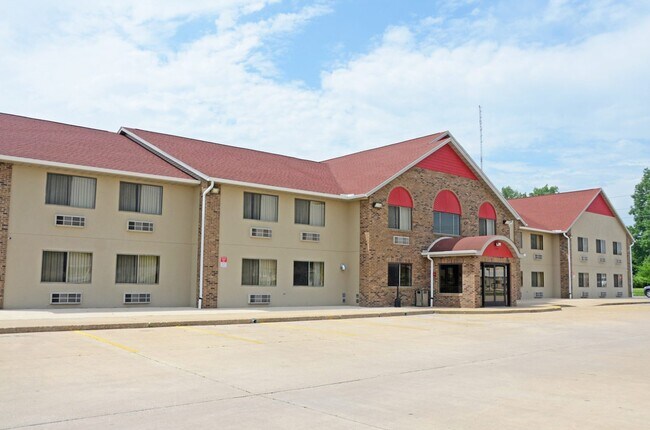 Plus de détails pour 1150 E Linn St, Canton, IL - Services hôteliers à vendre
