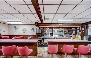 650 Washington Ave, Jermyn, PA for sale - Interior Photo - Image 3 of 6