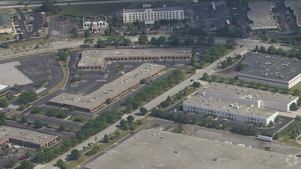 270 Remington Blvd, Bolingbrook, IL à louer - Vidéo aérienne - Image 2 de 8