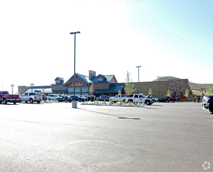 10670 Cabela Ave, Lone Tree, CO for sale - Building Photo - Image 3 of 4