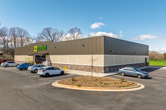 Plus de détails pour 3738 Hwy 64 w, Mocksville, NC - Commerce de détail à vendre