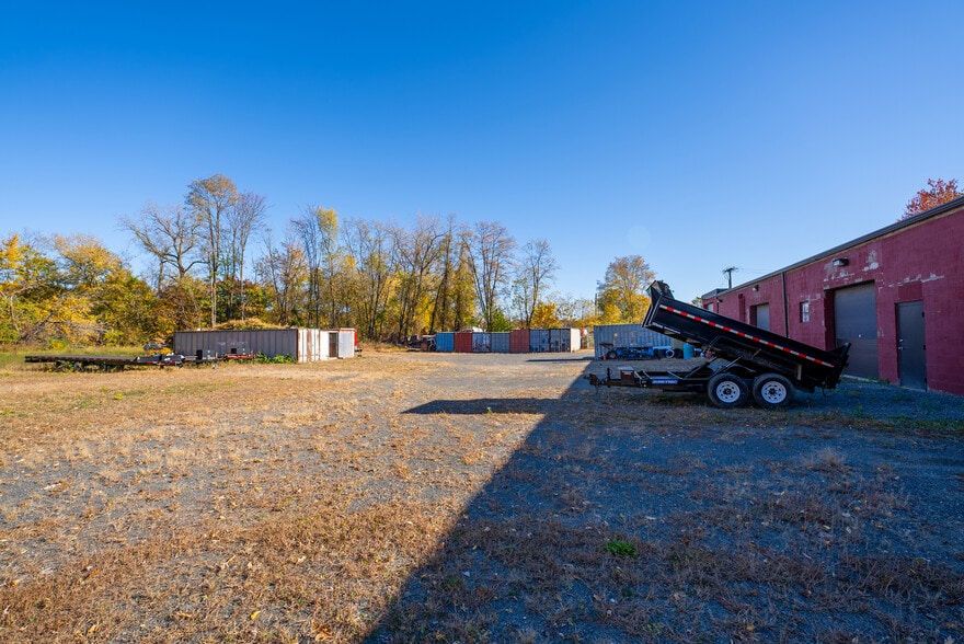 2 S Bridge Dr, Agawam, MA à louer - Photo du bâtiment - Image 2 de 20
