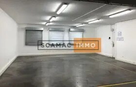 Office in Gennevilliers for lease - Interior Photo - Image 1 of 7