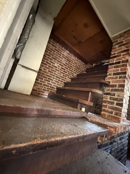 317 Longwood Dr SW, Huntsville, AL à vendre - Photo intérieure - Image 2 de 22