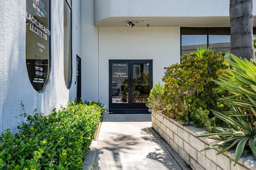 1611 W Pomona Rd, Corona, CA for lease - Building Photo - Image 3 of 12