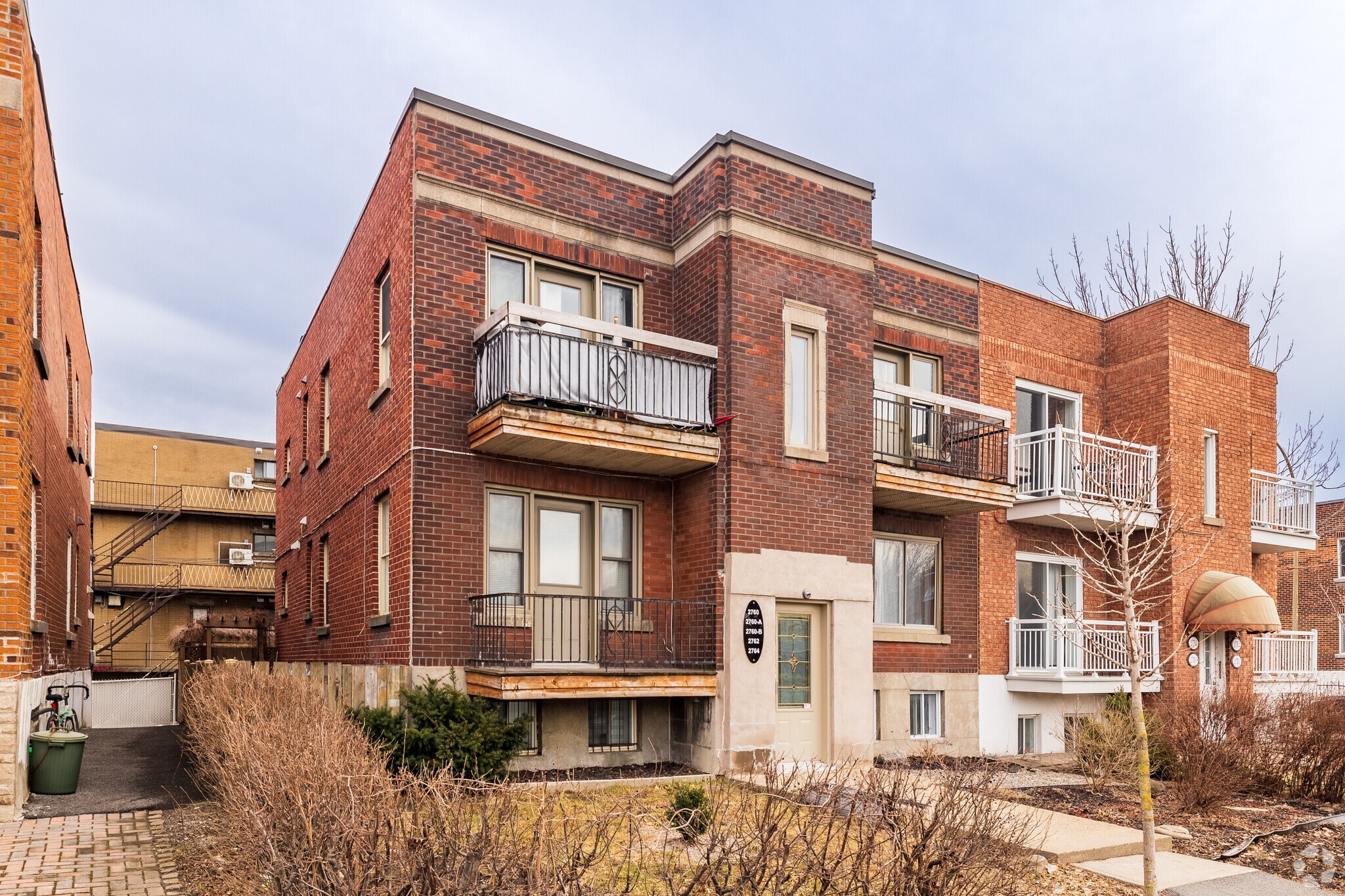 2760-2764 St Sherbrooke E, Montréal, QC for sale Primary Photo- Image 1 of 3