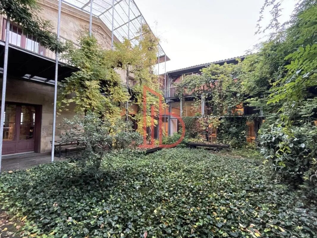 Bureau dans Bordeaux à louer Photo du bâtiment- Image 1 de 6