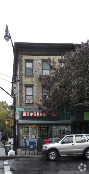 403 Myrtle Ave, Brooklyn, NY à louer - Photo du bâtiment - Image 2 de 3
