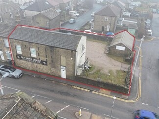 Plus de détails pour 53 West End, Queensbury - Commerce de détail à louer