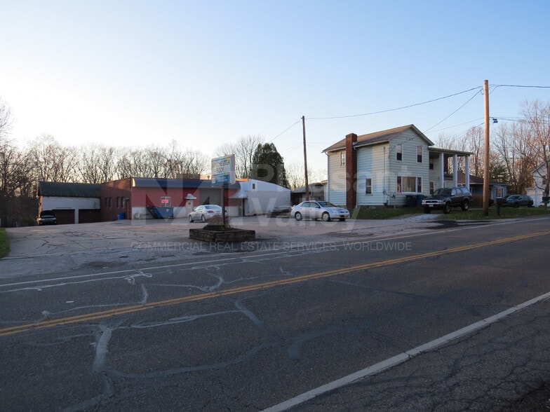 6284 Manchester Rd, Clinton, OH for sale - Building Photo - Image 1 of 9