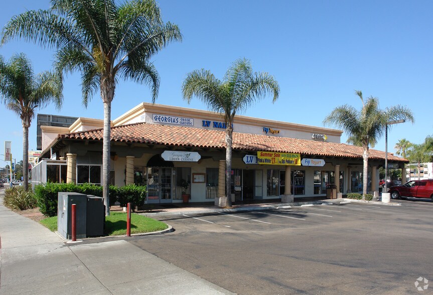 3550-3680 Rosecrans St, San Diego, CA for lease - Building Photo - Image 1 of 3