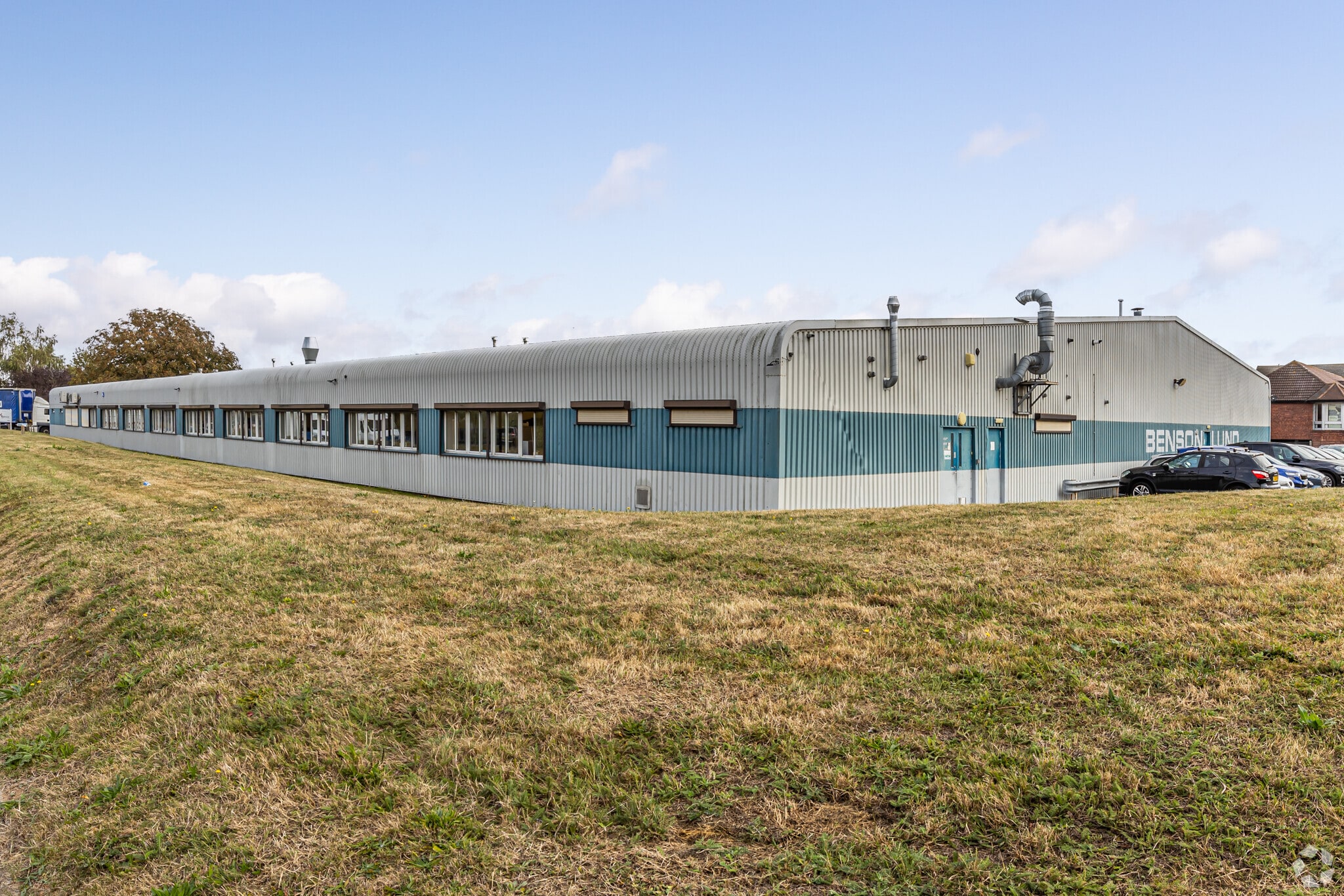 3 Aviation Way, Southend On Sea for sale Primary Photo- Image 1 of 2