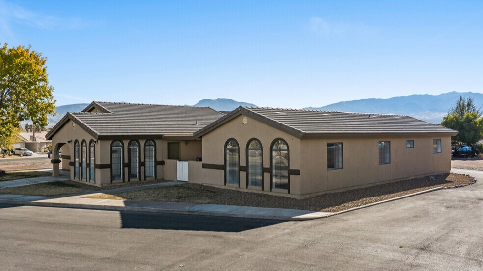 320 E Old Mill Rd, Mesquite, NV à vendre - Photo du bâtiment - Image 1 de 1