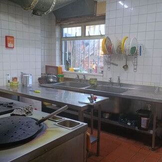 More details for 4 Willow Tree Ln, Hillingdon - Retail for Lease