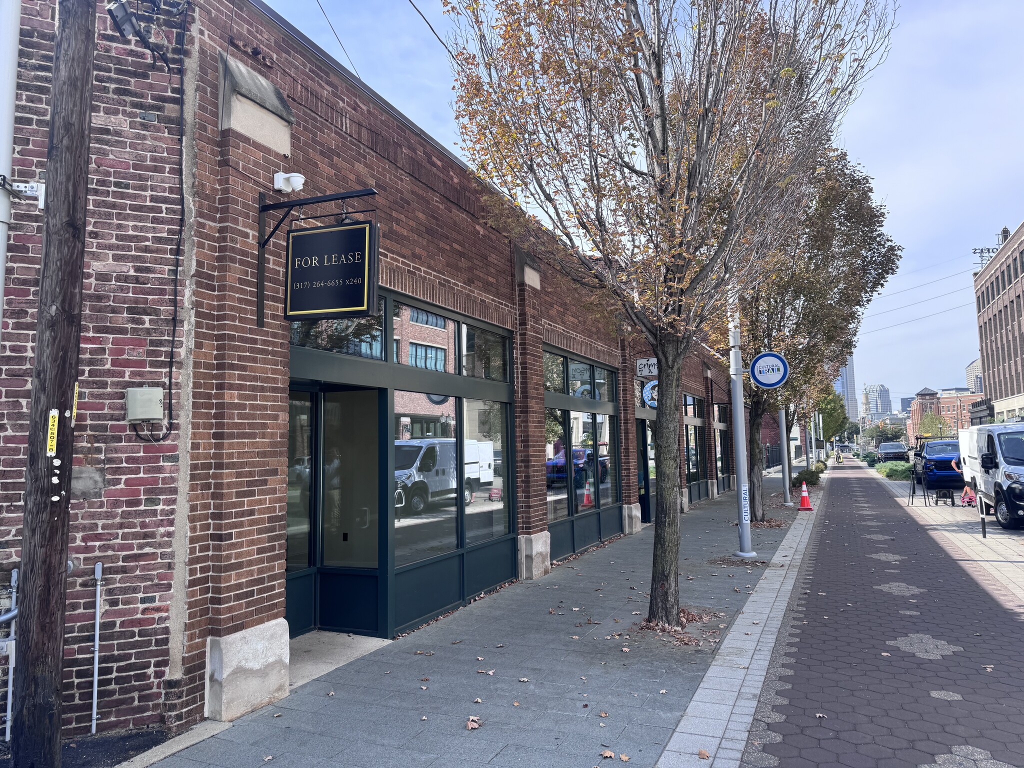 849 Massachusetts Ave, Indianapolis, IN for lease Building Photo- Image 1 of 8