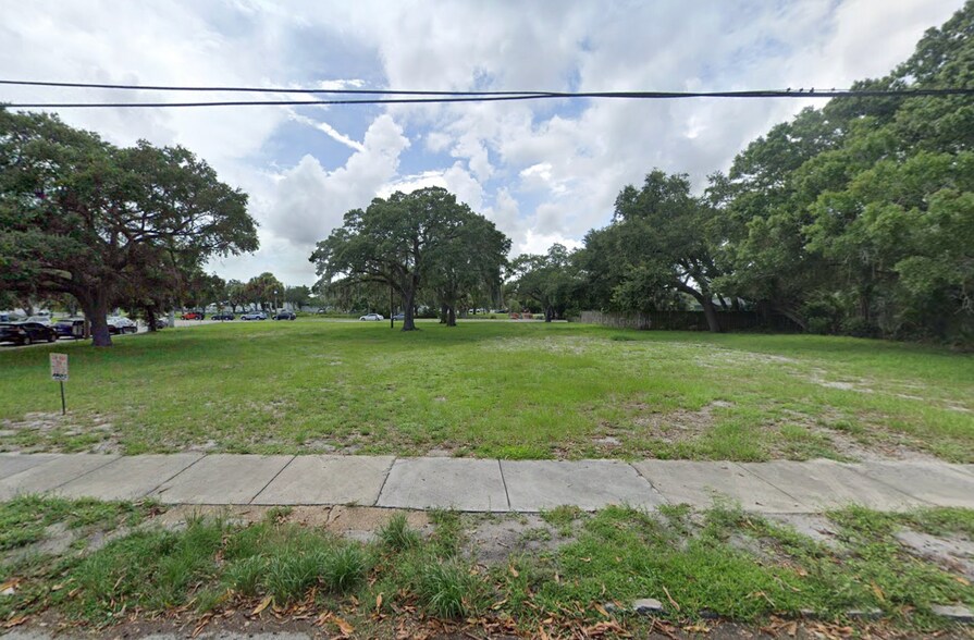 405 N 6th St, Fort Pierce, FL à vendre - Autre - Image 1 de 2