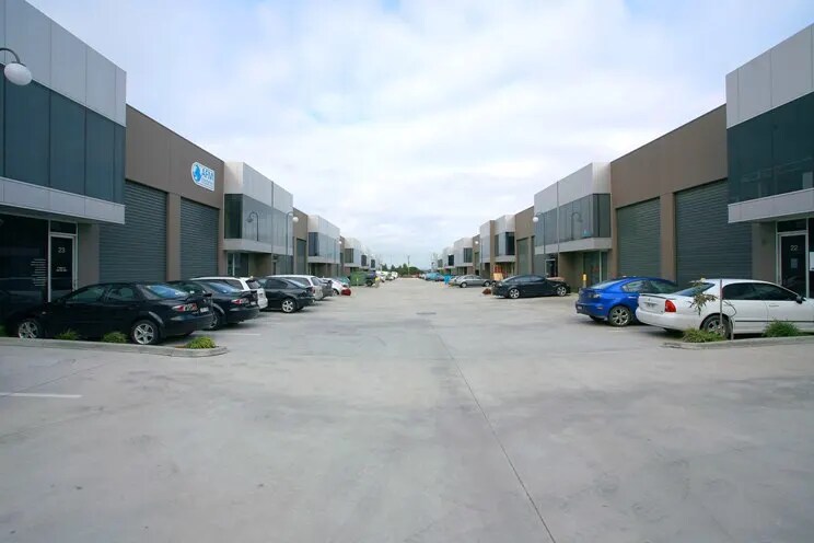 820-828 Princes Highway, Springvale à louer Photo principale- Image 1 de 2