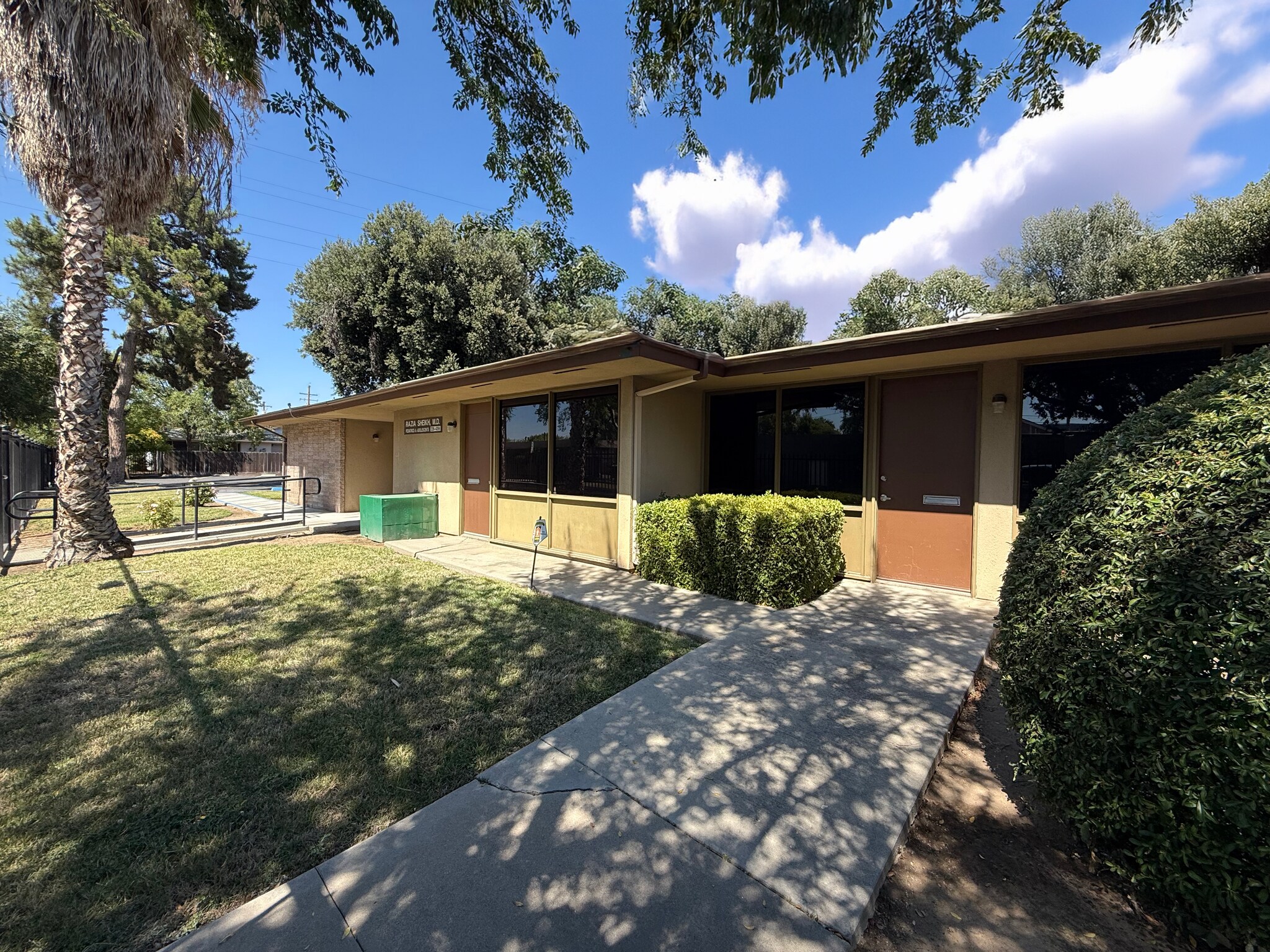 3505 E Shields Ave, Fresno, CA à vendre Photo du bâtiment- Image 1 de 1