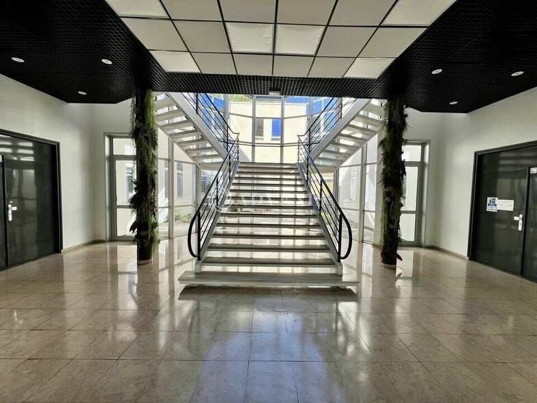 5 Avenue Rosa Luxembourg, Éragny à louer - Photo intérieure - Image 2 de 12